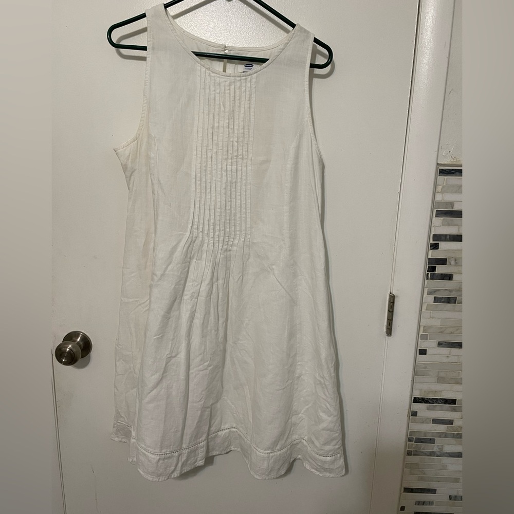 Old Navy Lily White woven Pleated front sleeveless 100% Cotton lined shirt Dress